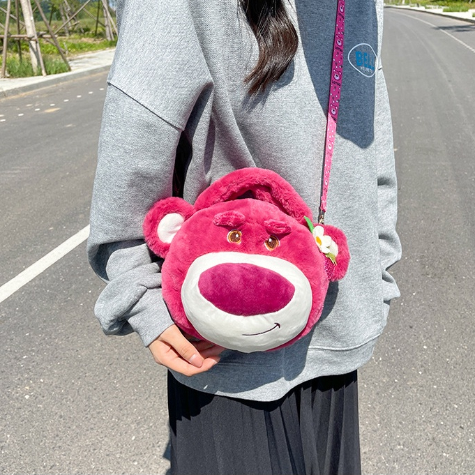 Túi Xách Đeo Chéo Gấu Dâu Tây Đính Hoa Disney Mẫu Mới Nhất Độc Lạ Dễ Thương Cho Bạn Nữ