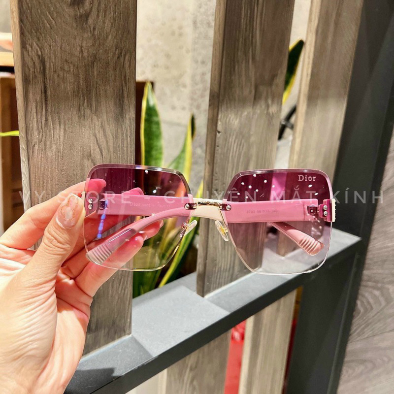 Kính ốc Di..or hồng