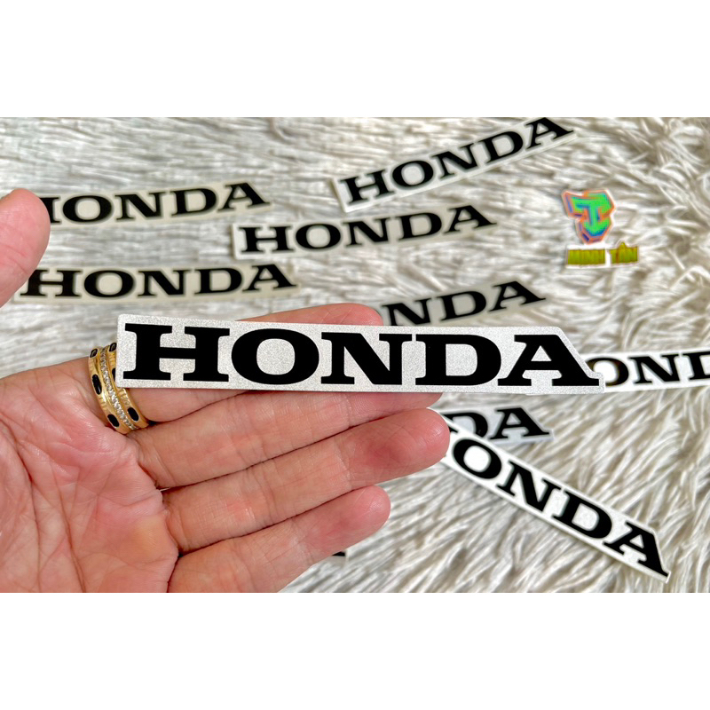 Tem zin Honda 11cm dán cánh yếm Vario, Airblade, Wave,Dream