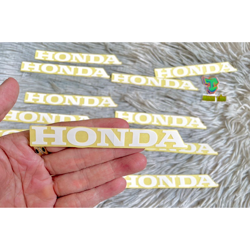 Tem zin Honda 11cm dán cánh yếm Vario, Airblade, Wave,Dream