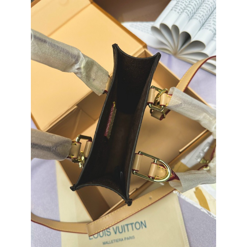 TUI LV QUAI XACH SIZE18