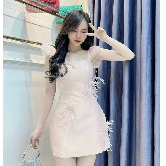Đầm phối lông thời trang nữ dự tiệc chất tapta cổ vuông tay áo xẻ fáng xoè mini