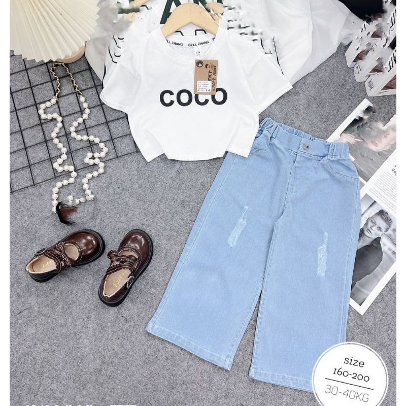 Bộ  áo croptop chữ quần xuông cá tính bé gái