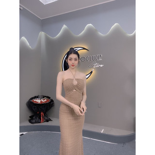 D284- Đầm Midi Cúp Cột Ren Lông