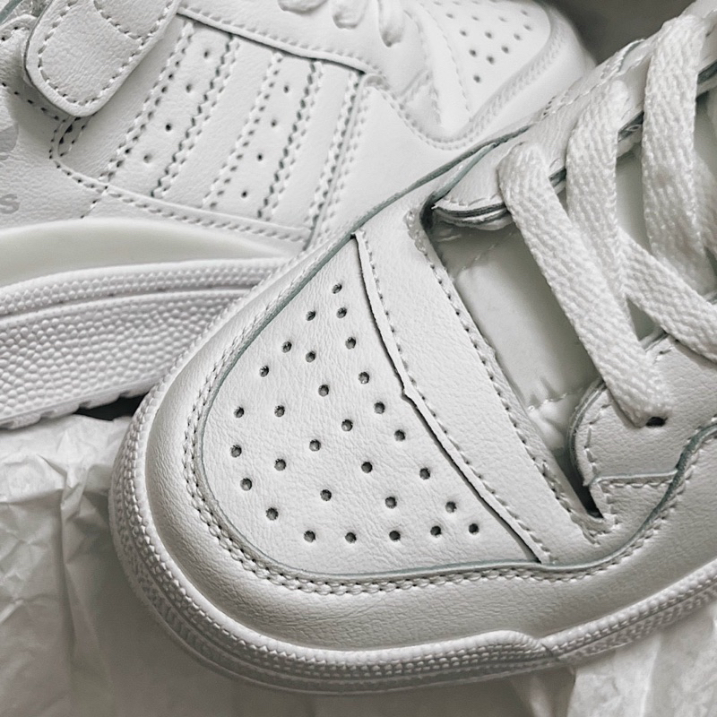 Giày thể thao 𝑨𝒅𝒊𝒅𝒂𝒔 𝑭𝒐𝒓𝒖𝒎 Low White S.Cấp fullbox