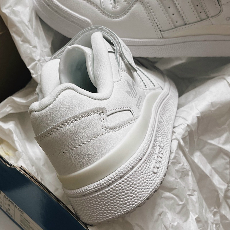 Giày thể thao 𝑨𝒅𝒊𝒅𝒂𝒔 𝑭𝒐𝒓𝒖𝒎 Low White S.Cấp fullbox