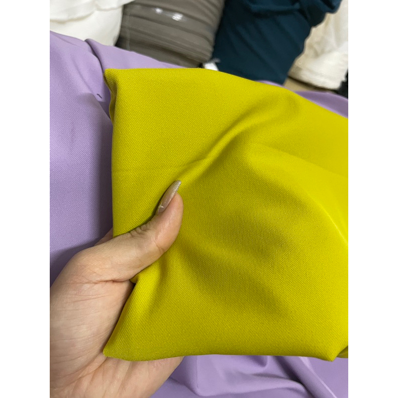 Vải trượt ý, may quần xuông siêu đẹp