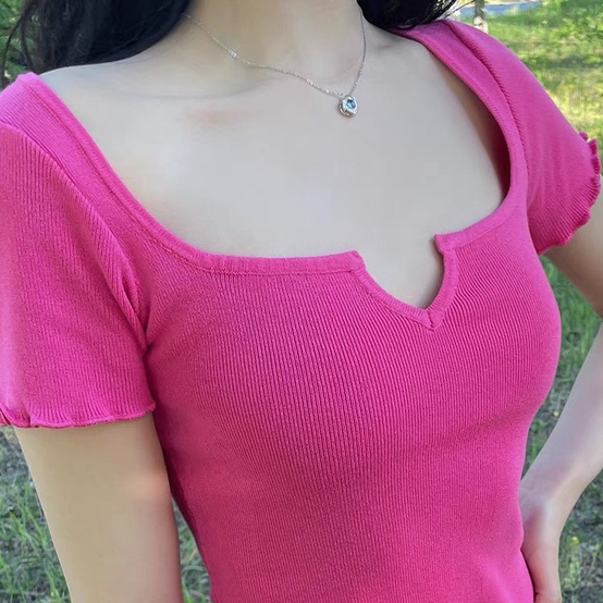 Đầm Body Ngắn Chân Váy Cuốn Biên Cổ Khoét Hình Chuông Nhỏ Đáng Yêu Freesize -D39