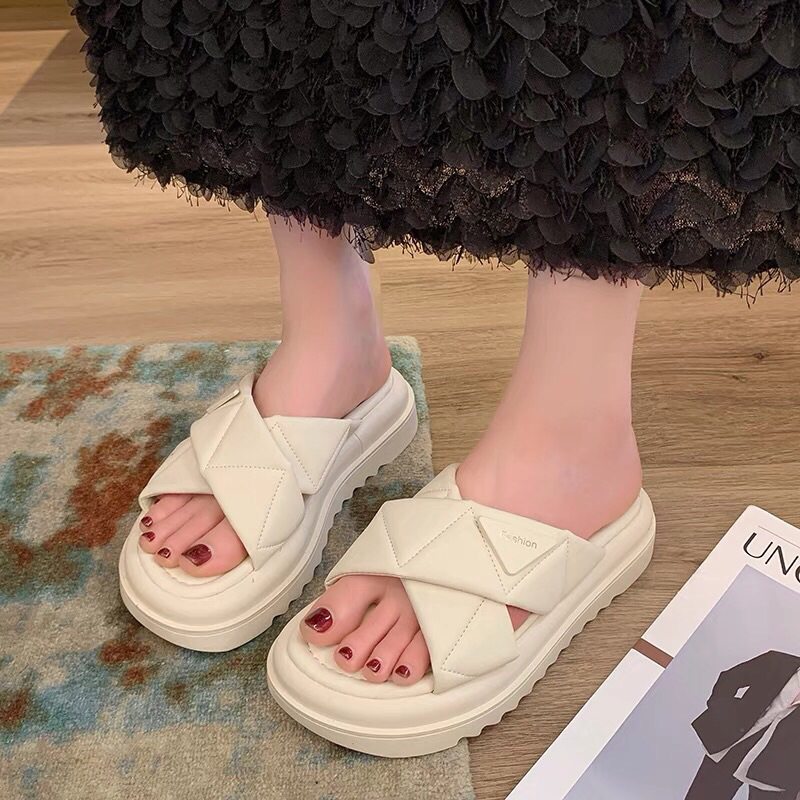 Dép nữ quai chéo đế răng cưa JD chất đẹp(phom to)