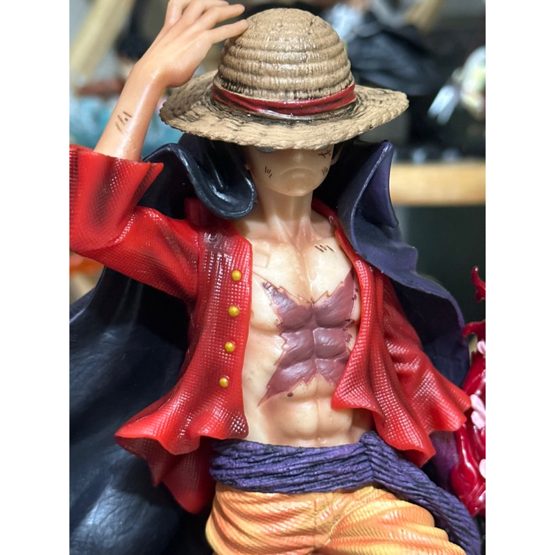 Mô hình One Piece  Monkey D. Luffy tư thế đang bước lên để chiến đấu  Tân Tứ Hoàng Luffy