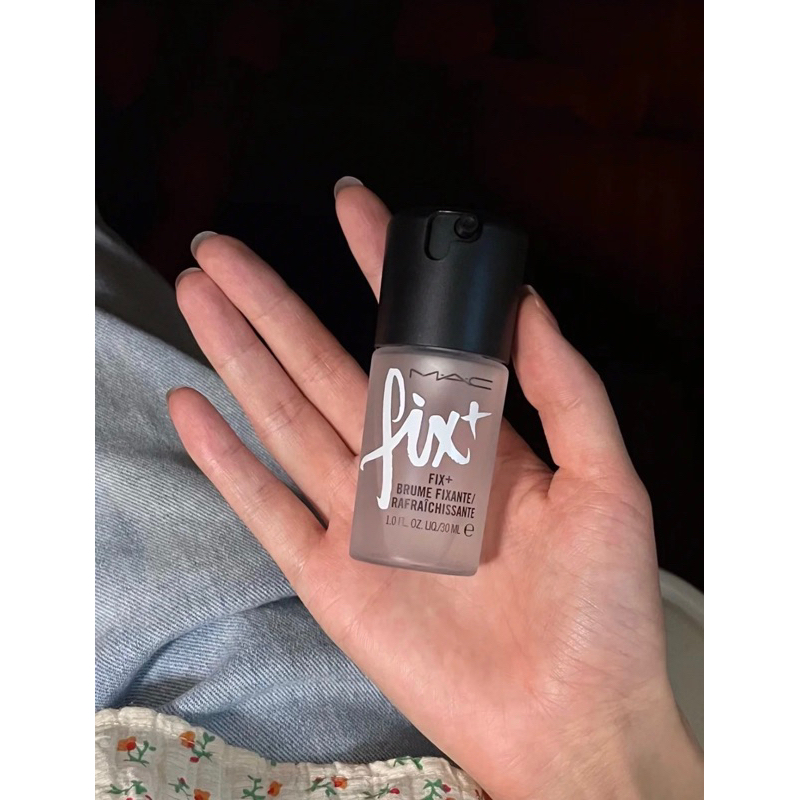 Xịt khoá makeup Mac minisize 30ml fullbox (có sẵn)