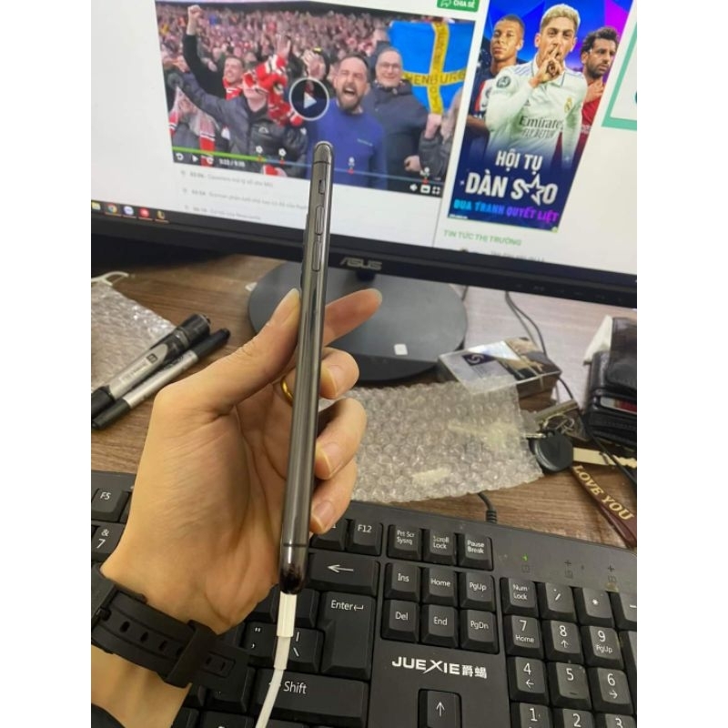 IP11promax.Giá rẻ,hàng đẹp,keng,nguyên,zin.tặng kèm phụ kiện .Bảo hành toàn quốc.