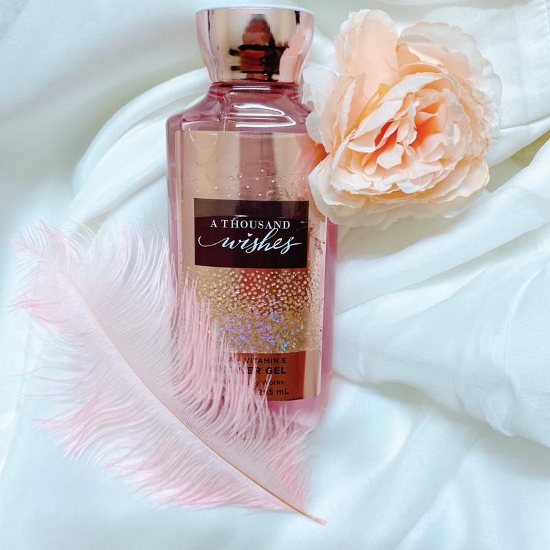 Sữa tắm nữ A Thousand Wishes Bath&Body Works 295ml