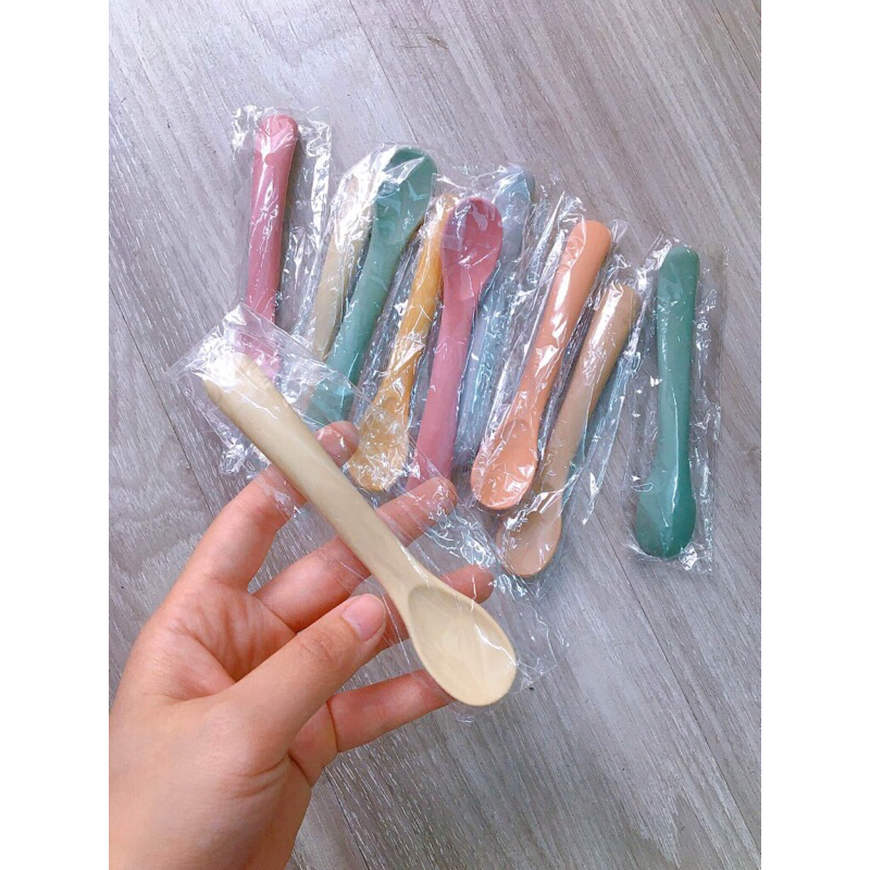 Thìa ăn dặm bằng silicon