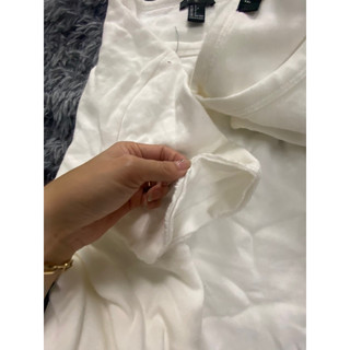 áo bên trong nỉ,kiểu rách (lỗi dơ như hình)
