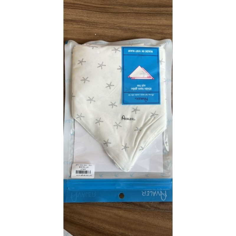 Khăn tam giác sợi tre Avaler nhiều mẫu