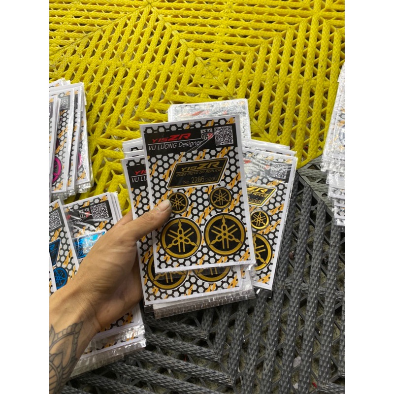 Logo exciter y15zr ,y16zr nổi nhựa dẻo