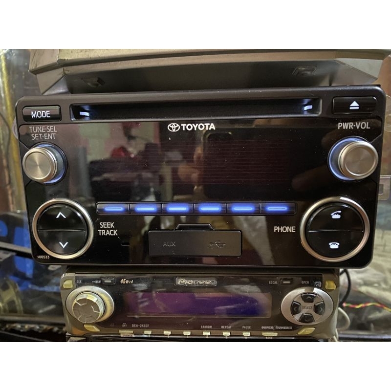 Đầu ToyotaBLUETOOTHAUX/USB/CD MP3/RADIO . xe toyota Altis