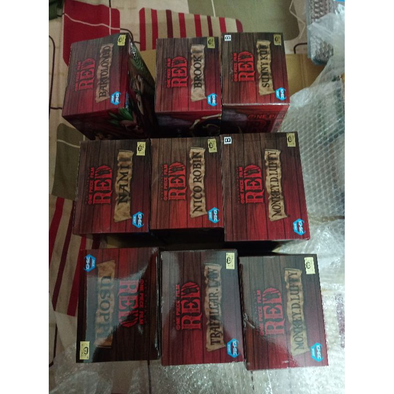 Mô hình One Piece DXF Film Red mới nguyên hộp chính hãng