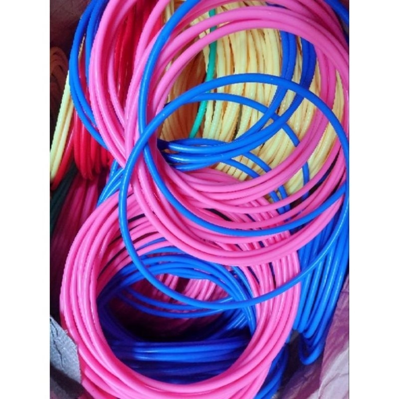 Vòng ném cổ chai