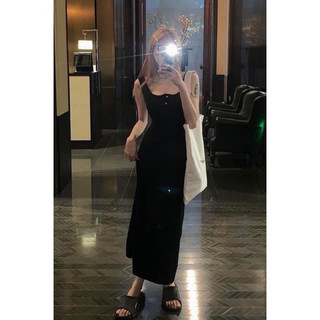 Đầm Thun Gân Form Dài Gài Nút