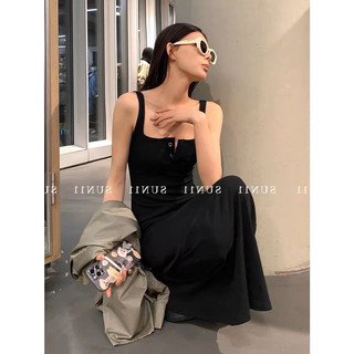 Đầm Thun Gân Form Dài Gài Nút