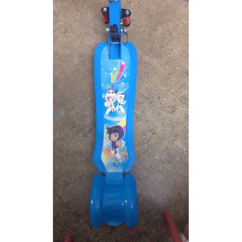 Xe trượt Scooter mẫu to đại có lò so giảm sóc