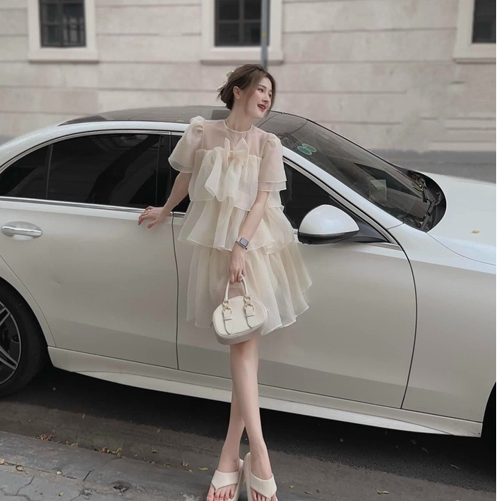 Đầm thời trang nữ dự tiệc chất voan tơ cổ tròn tay ngắn dáng váy dài xoè maxi