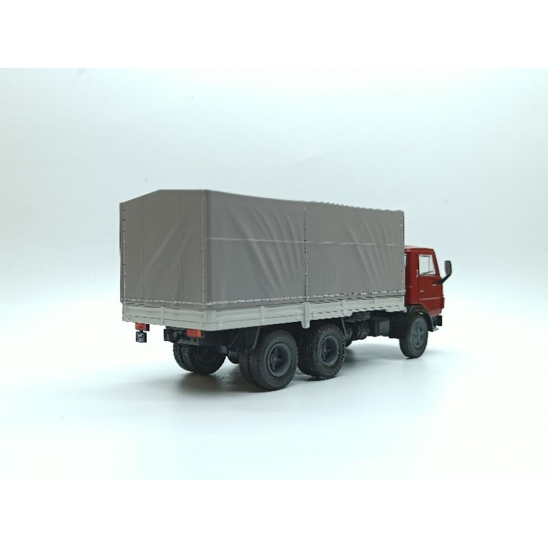 Mô hình xe Kamaz 5320 tỷ lệ 1/43