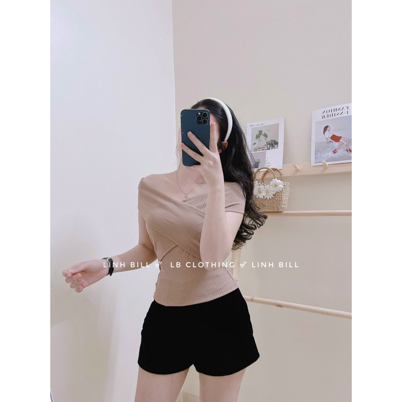 Áo kiểu trễ vai chéo