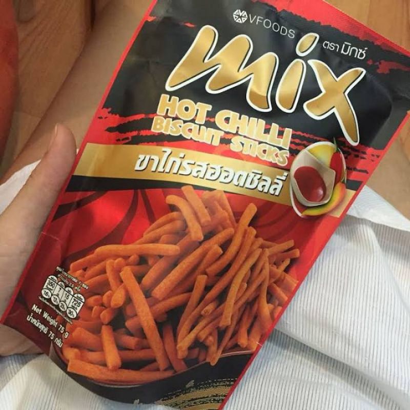 Bim bim tăm Mix thái Vfoods lốc 6 gói