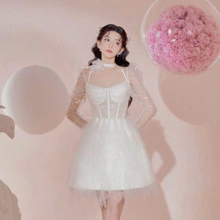 ĐẦM XOÈ KIM TUYẾN KẾT NGỌC GỢN SÓNG TẶNG KÈM HOA TAI THỜI TRANG