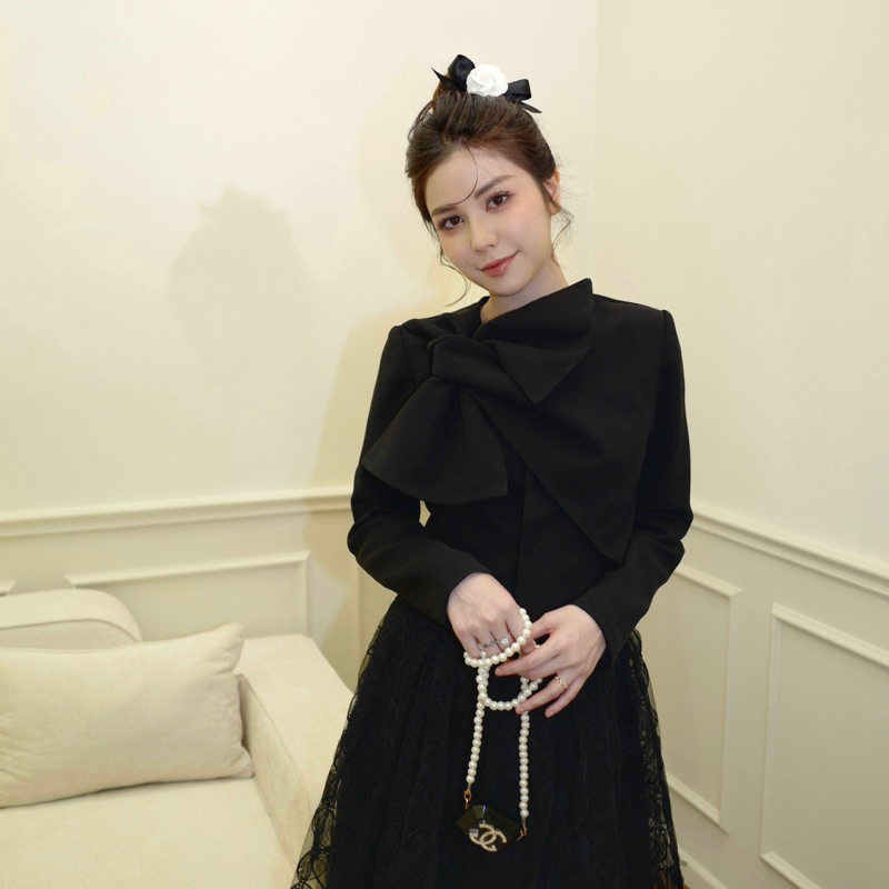 Áo Khoác Blazer nữ Anne Jacket Dáng Lửng Thắt Nơ Dài Tay