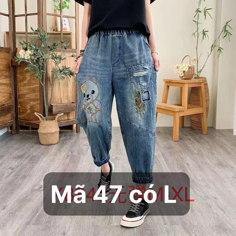 Quần jeans baggy thêu hoạ tiết
