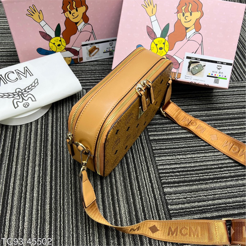 TÚI ĐEO CHÉO HOẠ TIẾT ÔNG SAO CÁNH CHIM RI CỰC KÌ HOT NĂM 2023 VỚI 2 MÀ CỦA HÃNG TC93