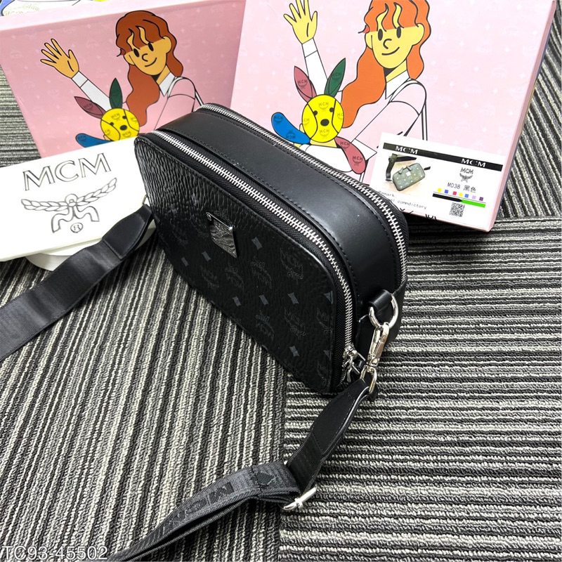 TÚI ĐEO CHÉO HOẠ TIẾT ÔNG SAO CÁNH CHIM RI CỰC KÌ HOT NĂM 2023 VỚI 2 MÀ CỦA HÃNG TC93