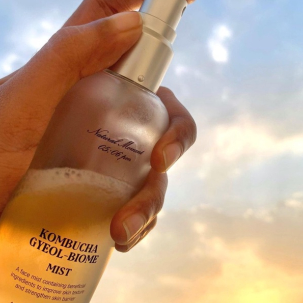 Xịt dưỡng nhả thâm Trà đen Kombucha