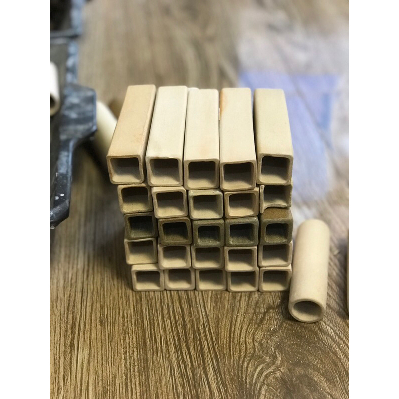 Hang gốm vuông nhỏ cho các loại cá nấp hang