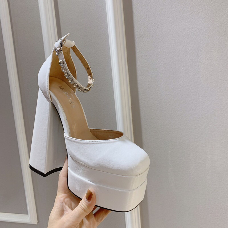 ❄️AN SHOES ❄HÀNG QUẢNG CHÂU FULL BOX❄️ Sangda bit mũi  gót vuông 15cm. HÀNG CÓ SẴN SỐ LƯỢNG LỚN. Màu đen có sz 40,41,42