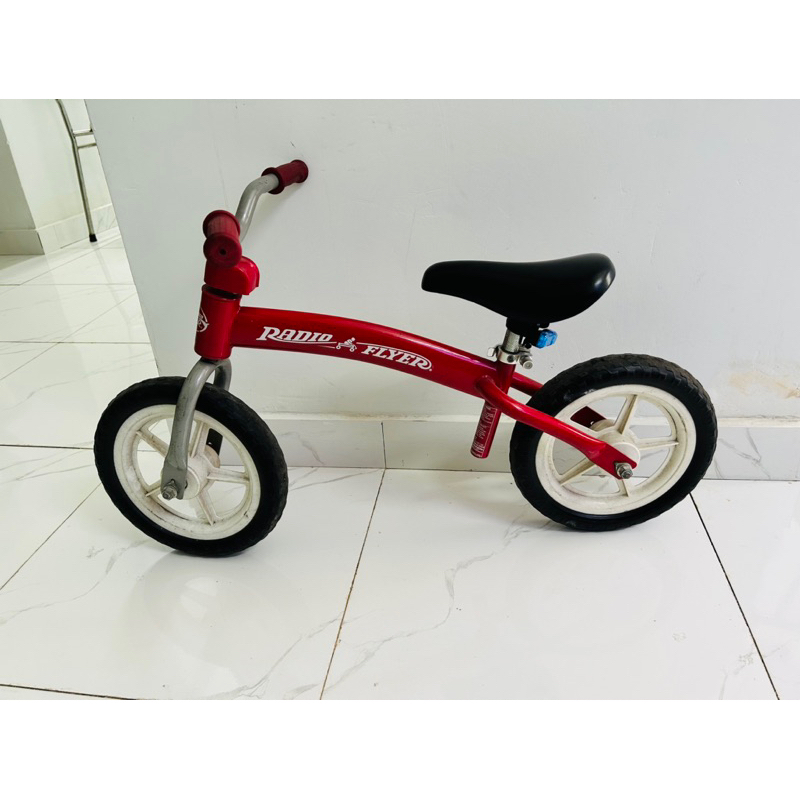 Xe đạp đẩy chân Radio Flyer 800 hàng Mỹ chính hãng