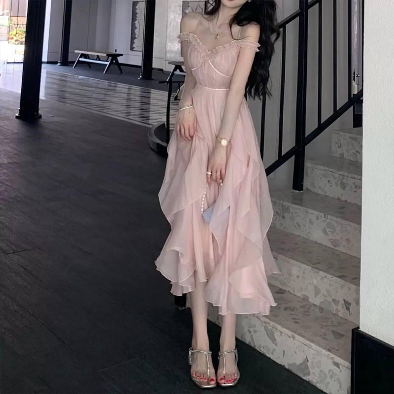 Váy Hai Dây Trễ Vai Dáng Xoè Bồng Bềnh Màu Hồng Pastel Ngọt Ngào