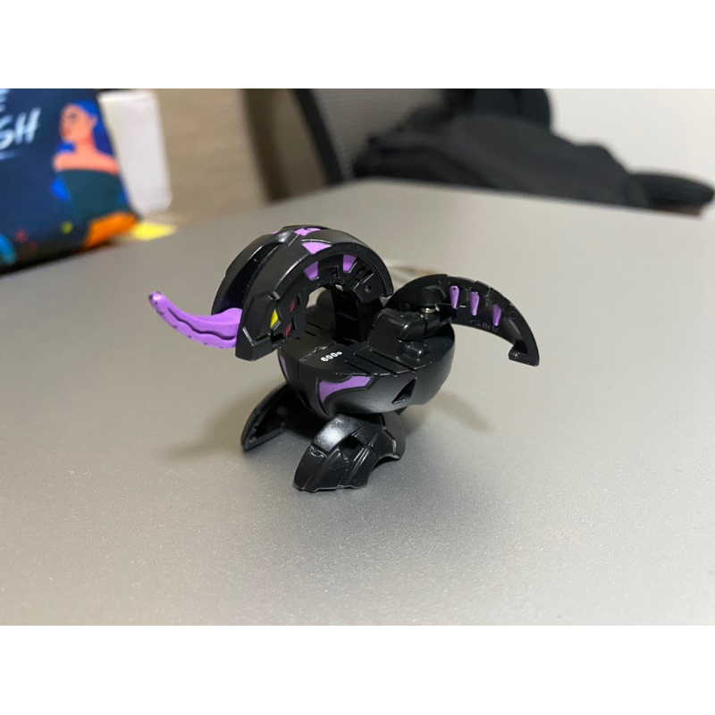 Mô hình Bakugan Darkus Dragonoid size B2