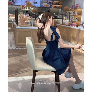 ĐẦM JEAN 2S CỘT VAI