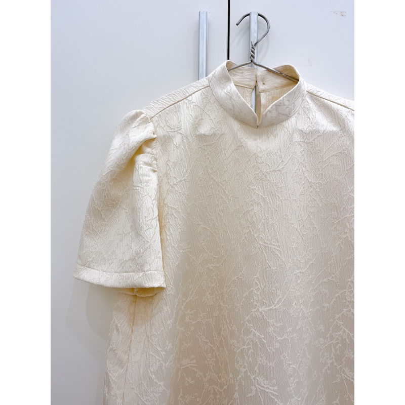 Rubies thanh lý lixie top trắng new 100%