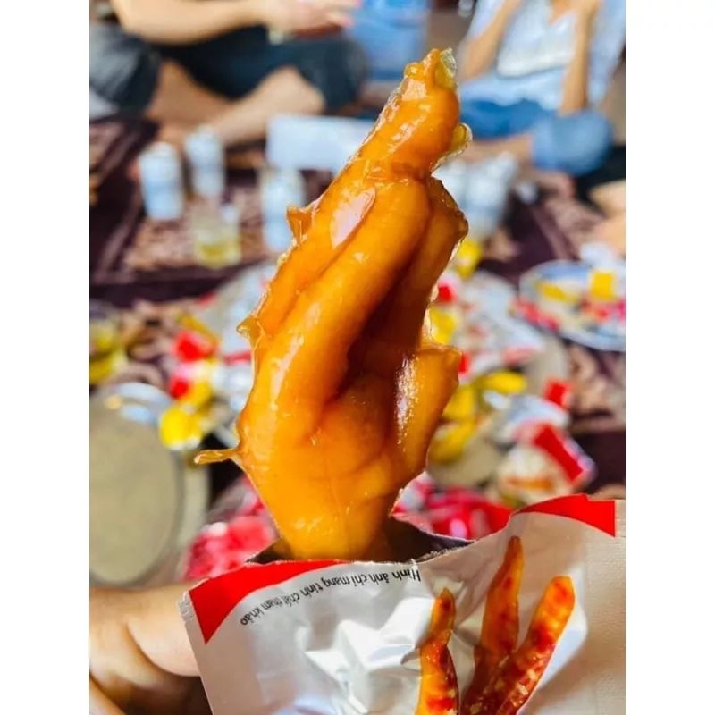 10 chiếc chân gà tương thơm , tương cay