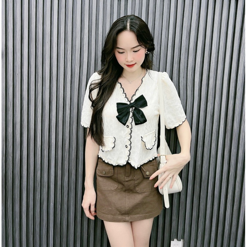 Áo sơ mi viền sóng kèm nơ hàng Quảng châu đẹp xinh xắn