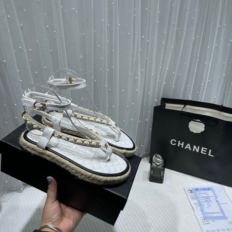 Sandal phối xích Cnk hien ho-hàng QC fullbox - sẵn hàng kèm video thật có đến sz 39