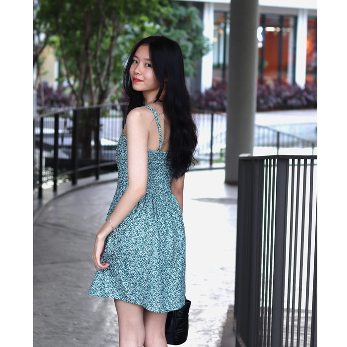 Gaia Mini Dress Đầm Hai Dây Ngắn Hoa Nhí Smoking Lưng