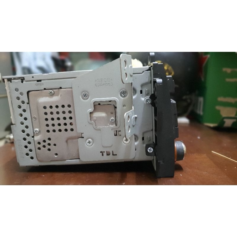 Đầu nghe nhạc KIA FORTE 6 DISKAUX/USB/RADIO MP3/ 6 CD .