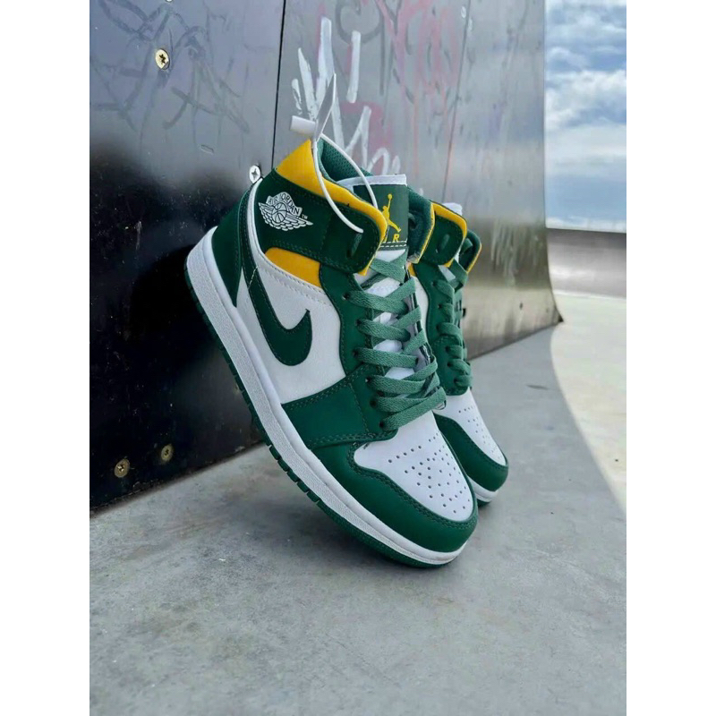 giày thể thao nam sneaker cao cấp - giày đi chơi đi tiệc thể dục thể thao bao êm thoải mái dành cho các bạn nam nha.